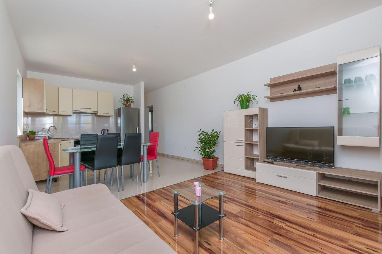 Apartments Kate Duće エクステリア 写真